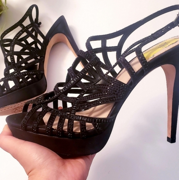 New VINCE CAMUTO caged heels 9.5 M - Picture 4 of 5